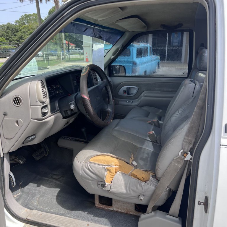 1996 GMC Sierra Image 5