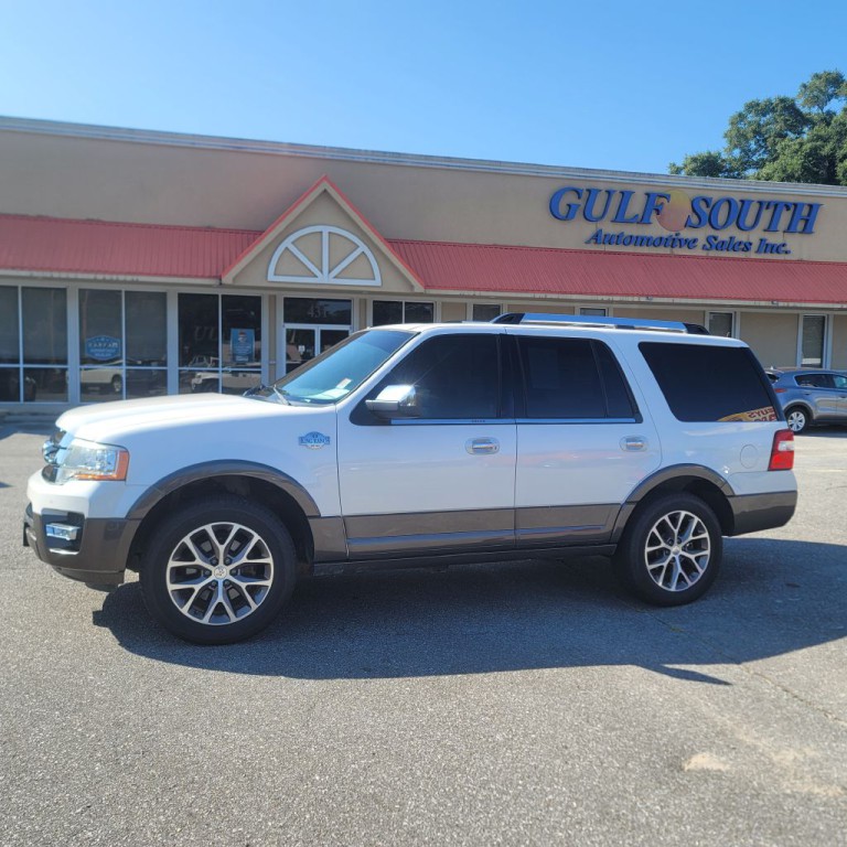 2017 Ford Expedition Image 1