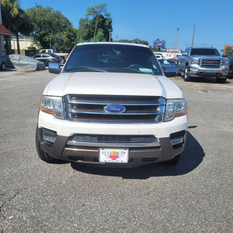 2017 Ford Expedition Image 3