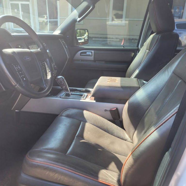 2017 Ford Expedition Image 6