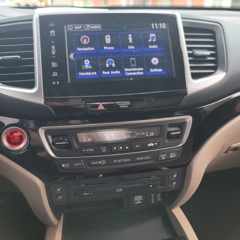2017 Honda Pilot Image 7