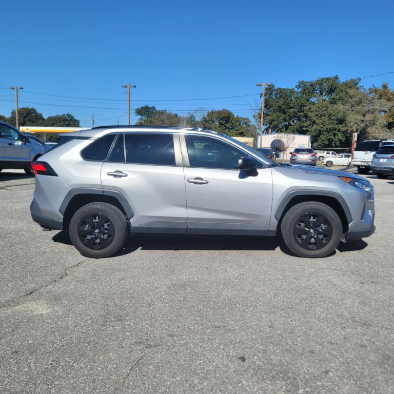 2019 Toyota Rav4 Image 4