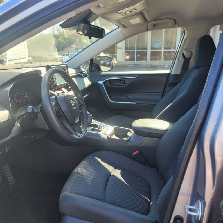 2019 Toyota Rav4 Image 5