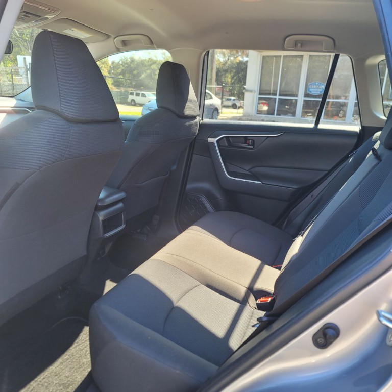 2019 Toyota Rav4 Image 7