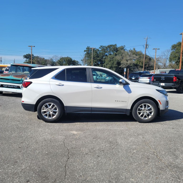 2022 Chevrolet Equinox Image 2