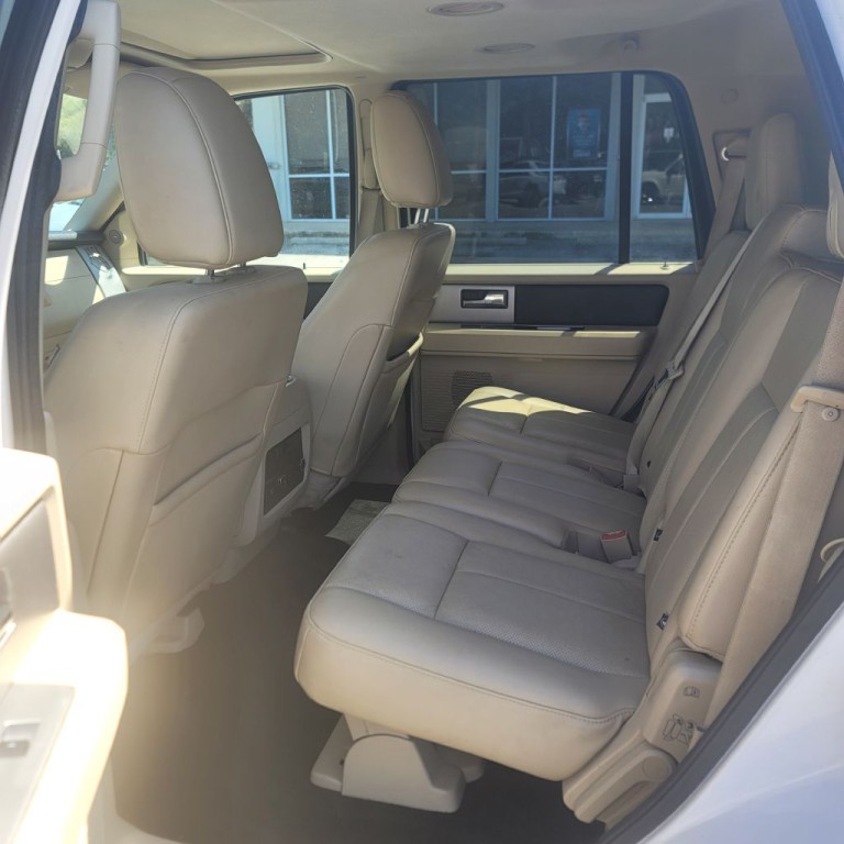 2017 Ford Expedition Image 6