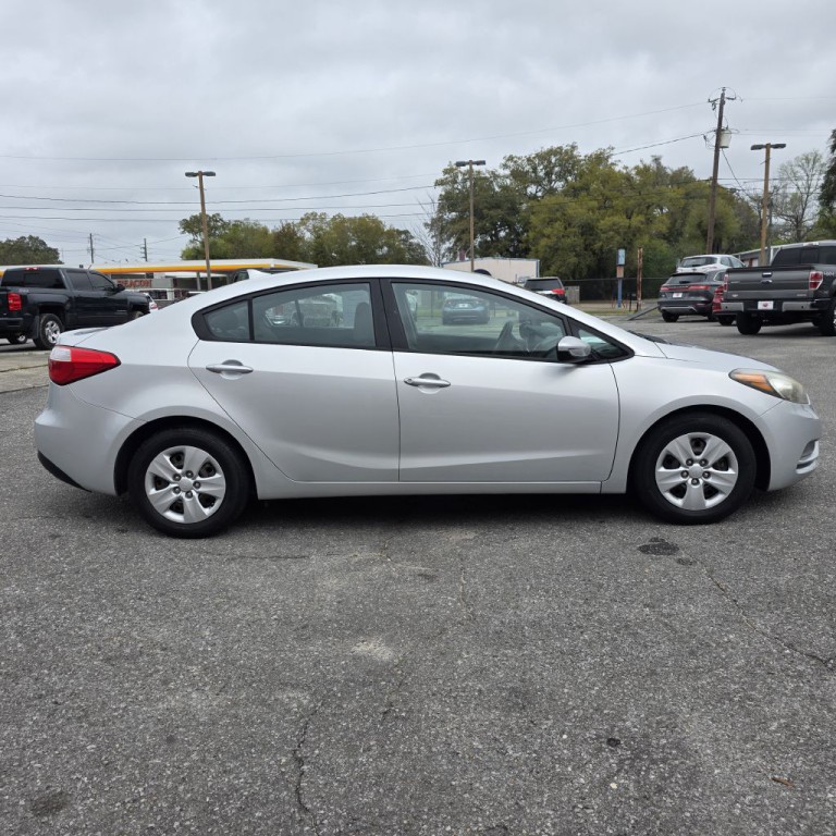 2015 Kia Forte Image 3