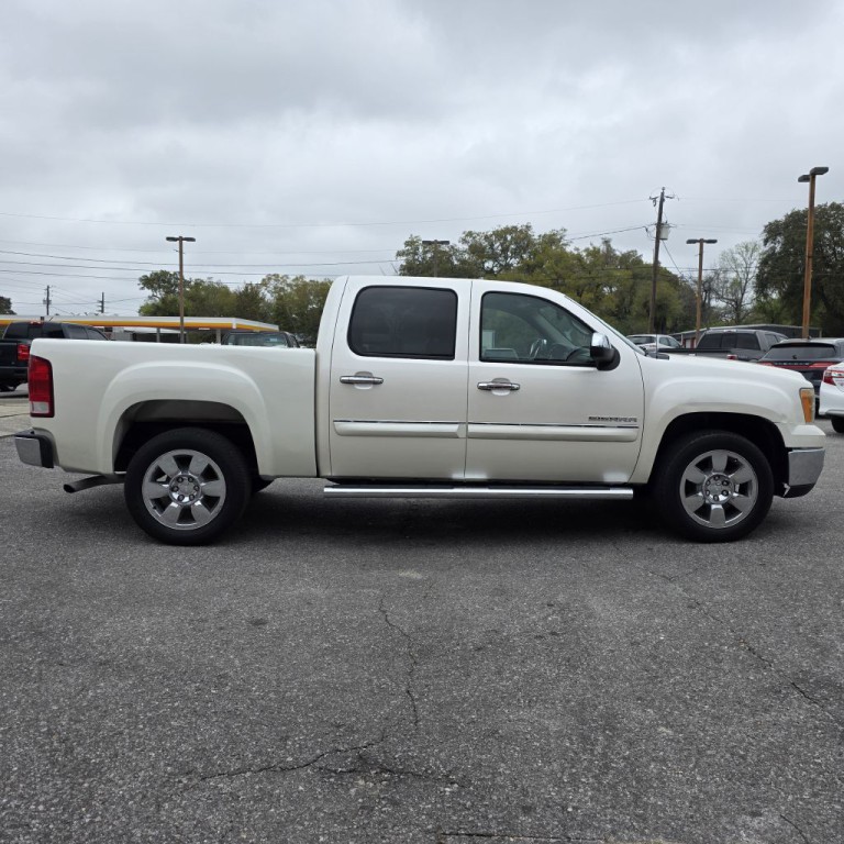 2011 GMC Sierra Image 3