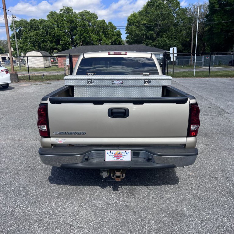 2006 Chevrolet Silverado 1500 Image 3