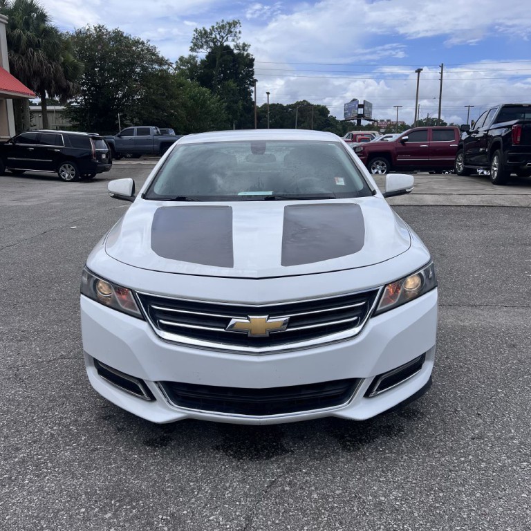 2017 Chevrolet Impala Image 2