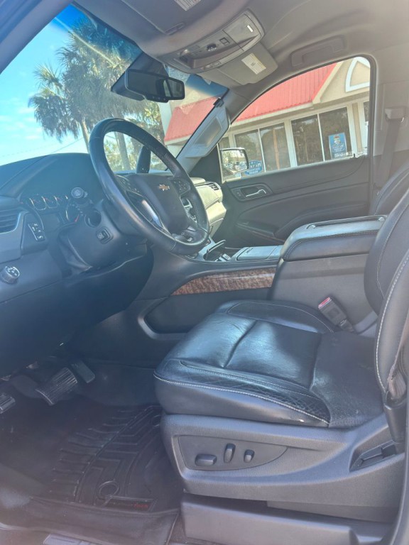 2017 Chevrolet Tahoe Image 5