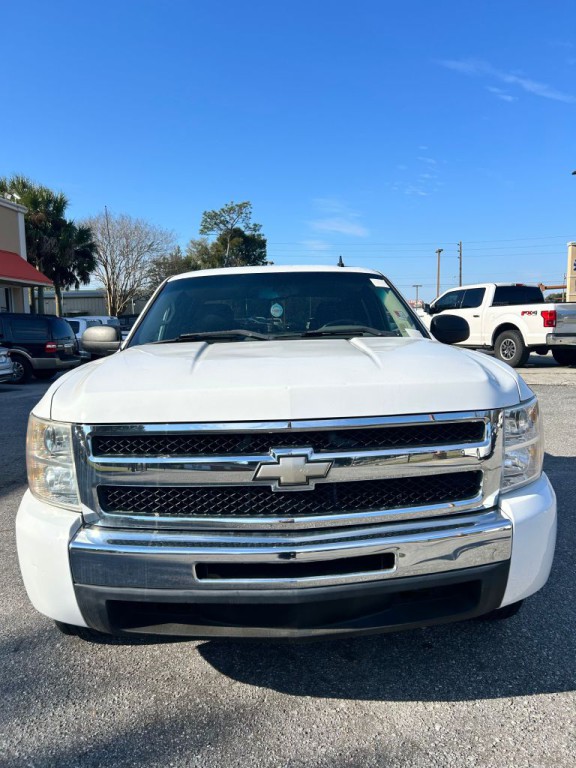 2011 Chevrolet Silverado 1500 Image 3