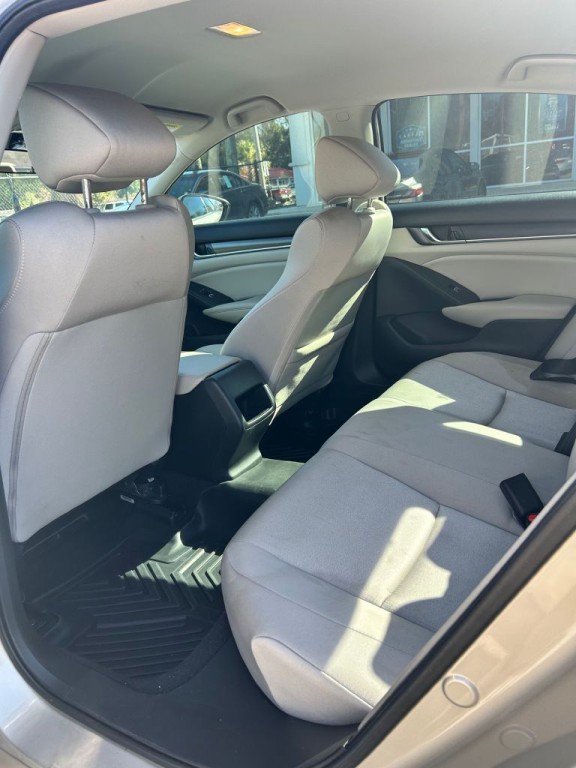 2020 Honda Accord Image 6