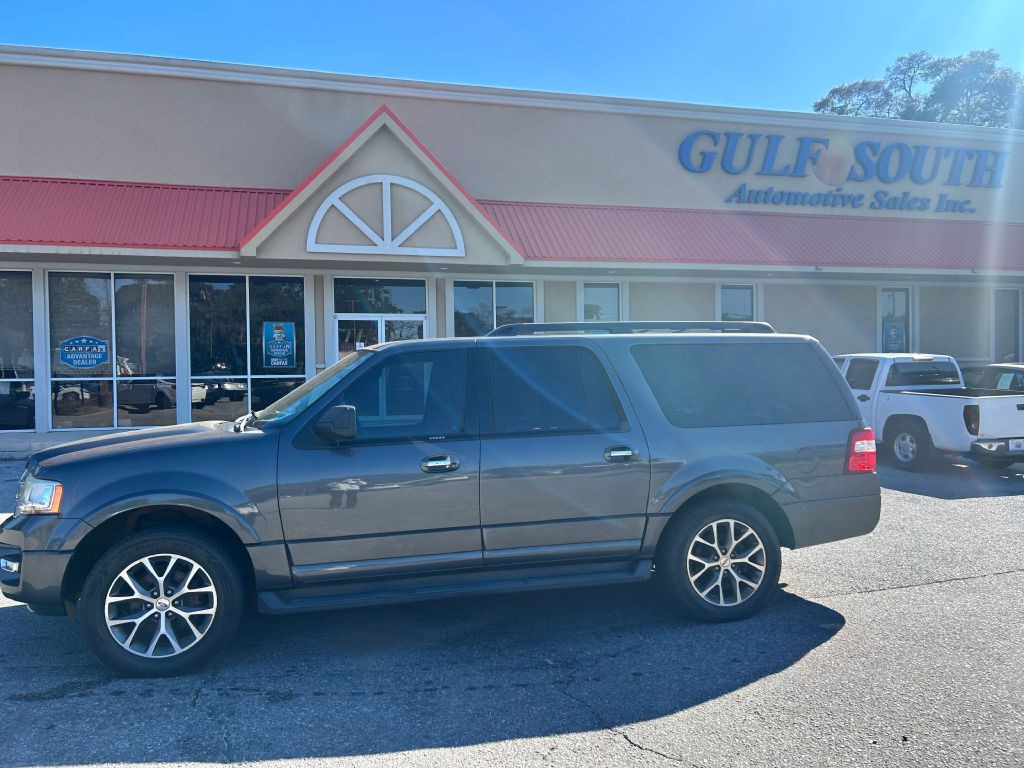 2017 Ford Expedition Image 1