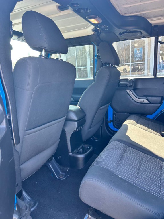 2011 Jeep Wrangler Unlimited Image 6