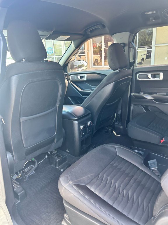 2020 Ford Explorer Image 6