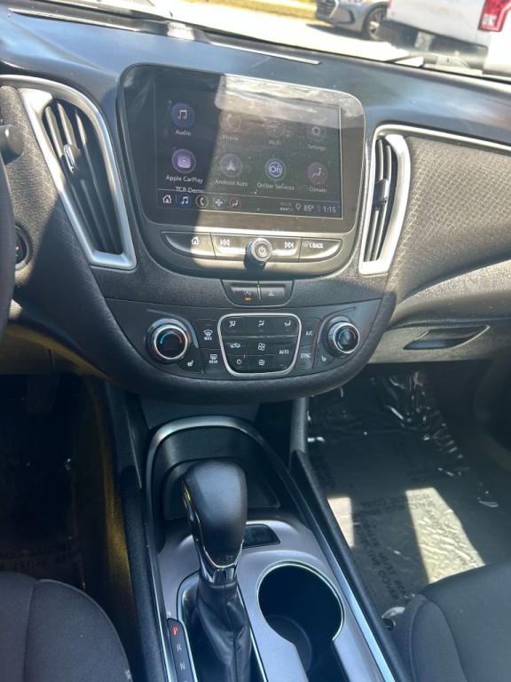 2022 Chevrolet Malibu Image 5