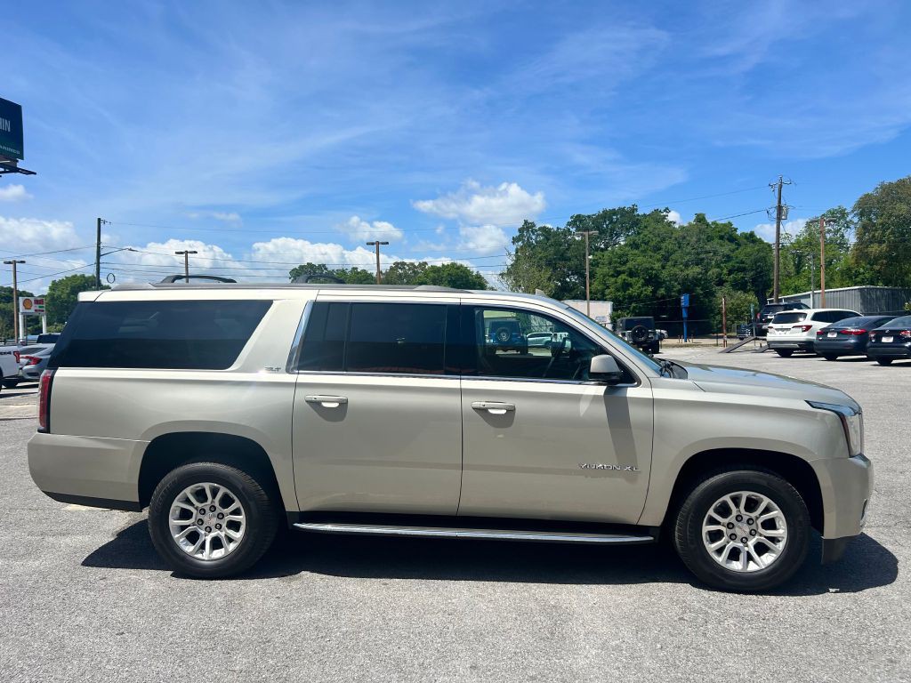 2016 GMC Yukon Image 2