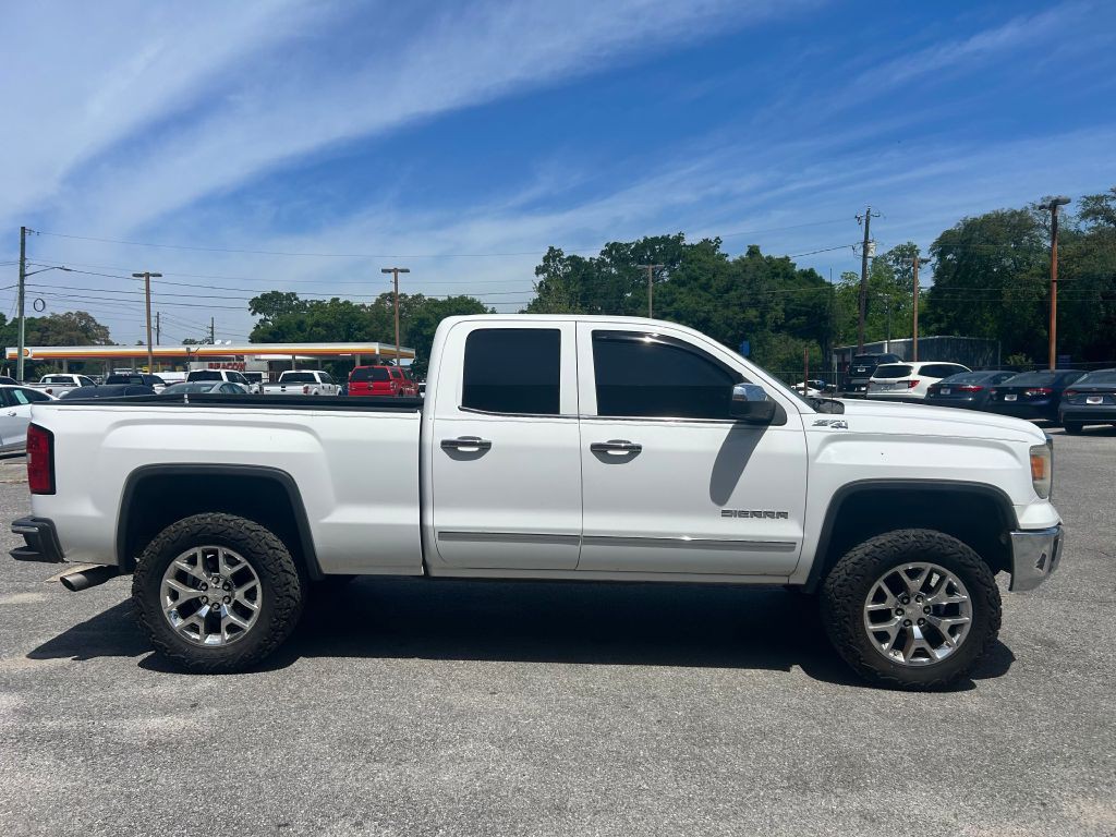 2014 GMC Sierra Image 2