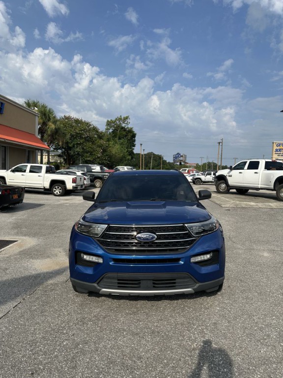 2021 Ford Explorer Image 3
