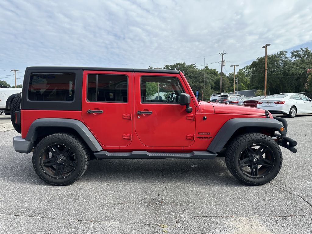 2017 Jeep Wrangler Unlimited Image 2