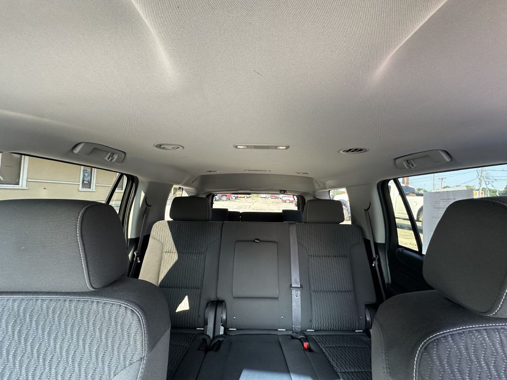 2017 GMC Yukon Image 8