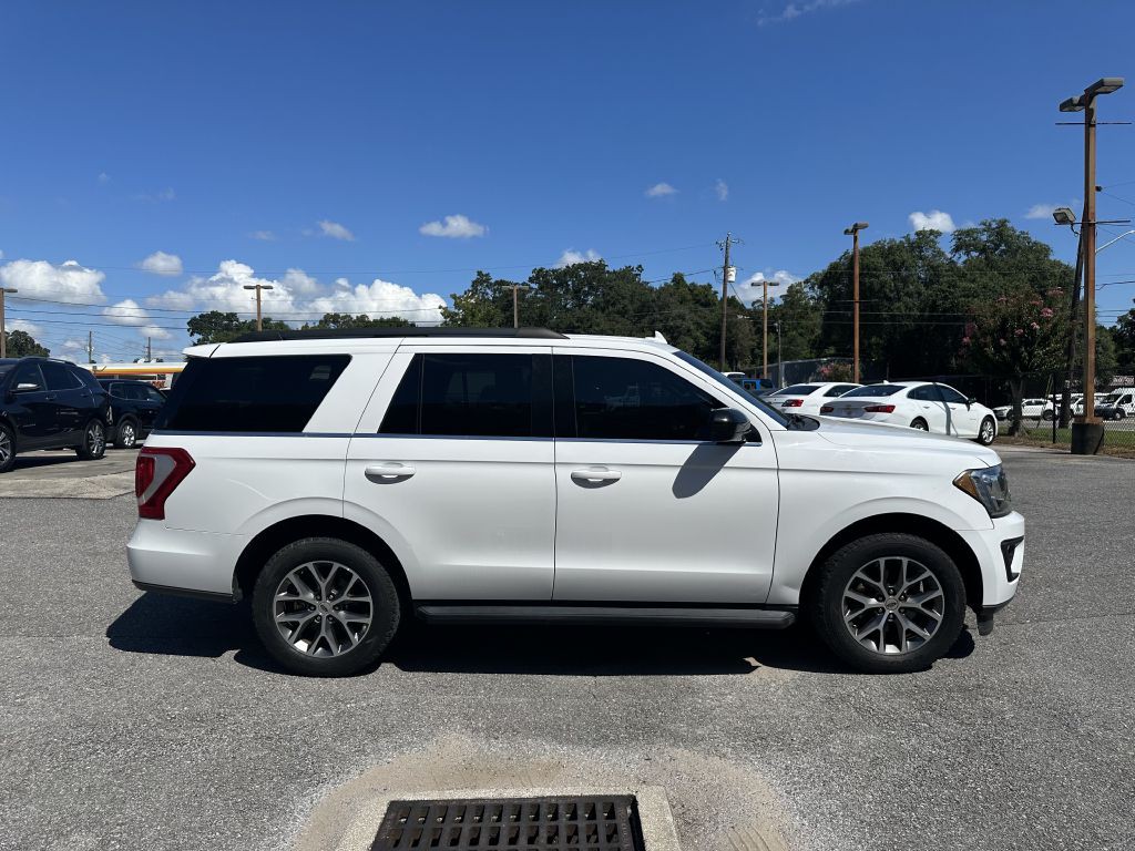 2020 Ford Expedition Image 2