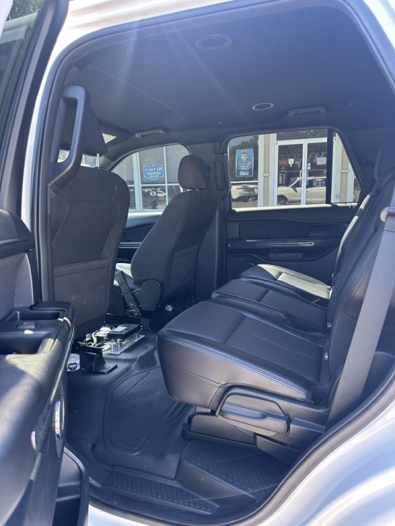 2020 Ford Expedition Image 6