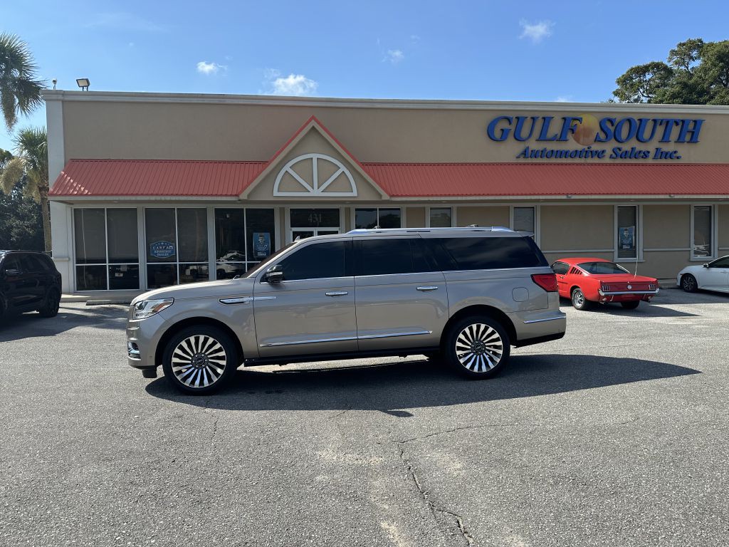 2019 Lincoln Navigator Image 1