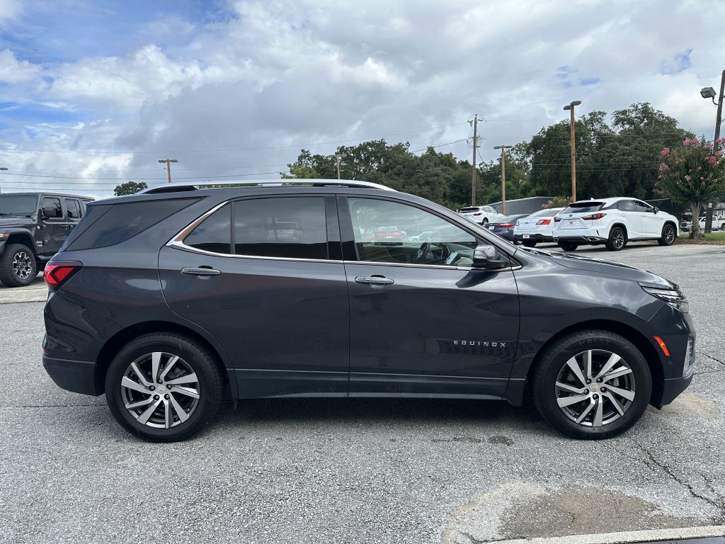 2022 Chevrolet Equinox Image 2