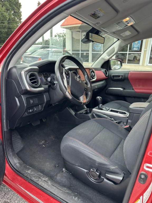 2022 Toyota Tacoma Image 5