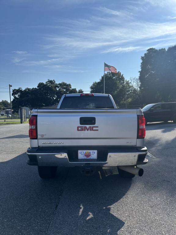 2015 GMC Sierra Image 4