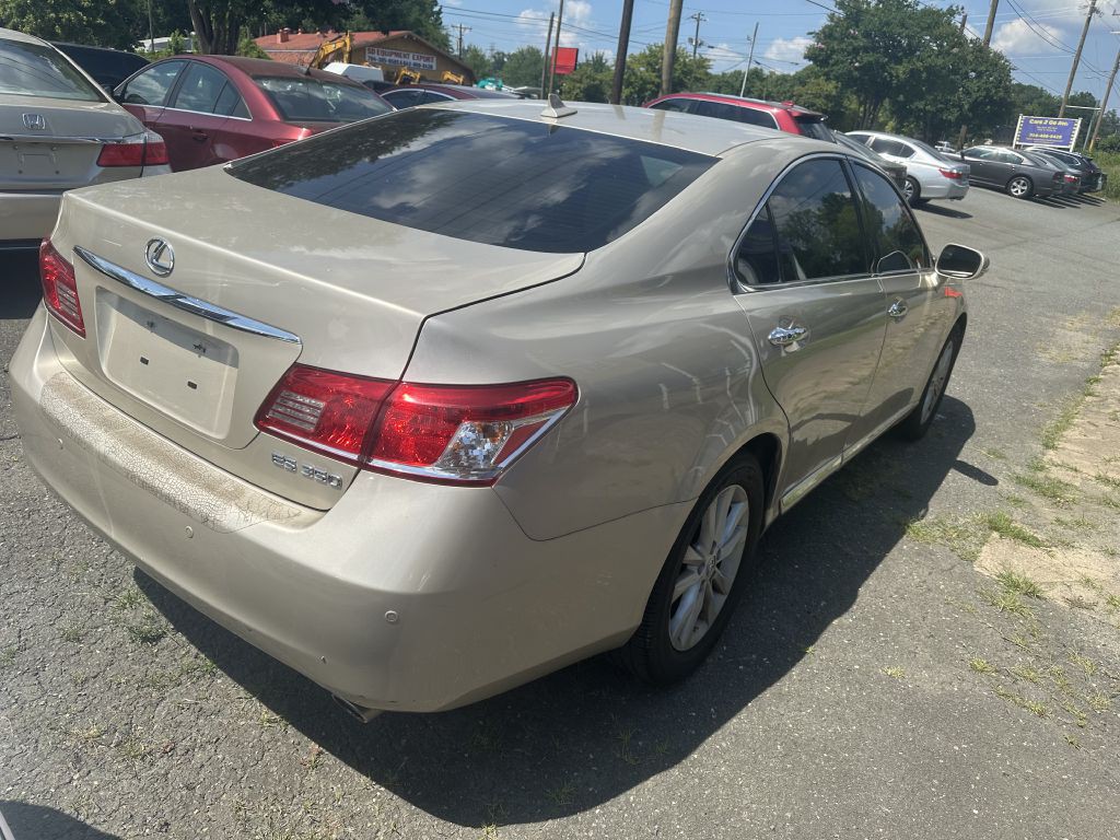 2011 Lexus ES Image 8
