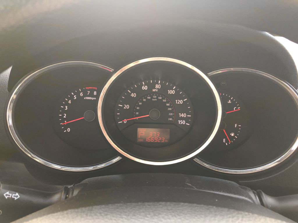 2011 Lexus ES Image 2