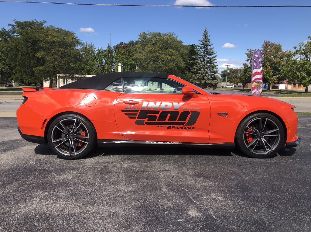 2018 Chevrolet Camaro Image 2
