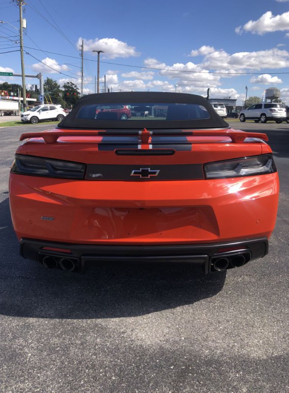 2018 Chevrolet Camaro Image 4