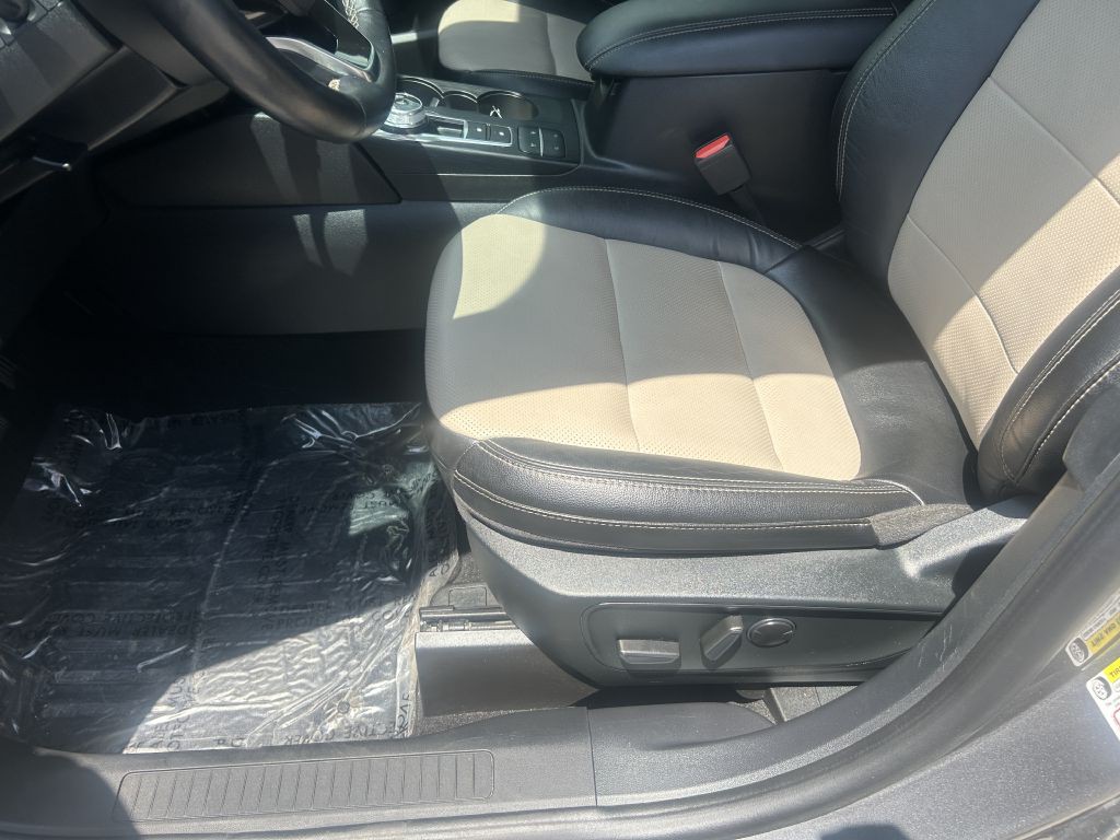 2022 Ford Escape Image 12