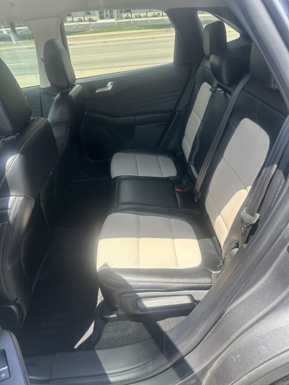 2022 Ford Escape Image 24