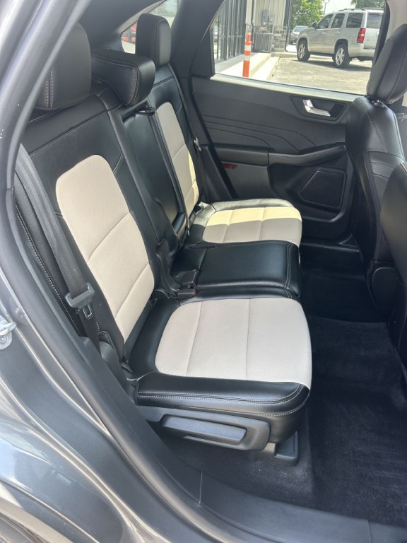 2022 Ford Escape Image 28