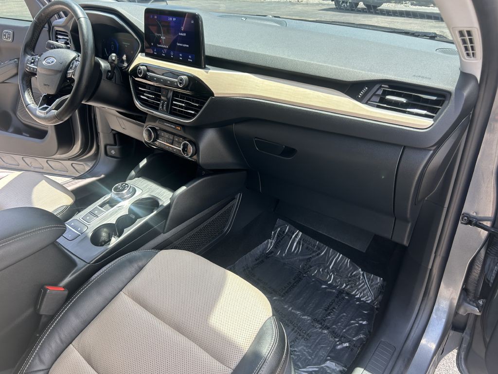 2022 Ford Escape Image 31