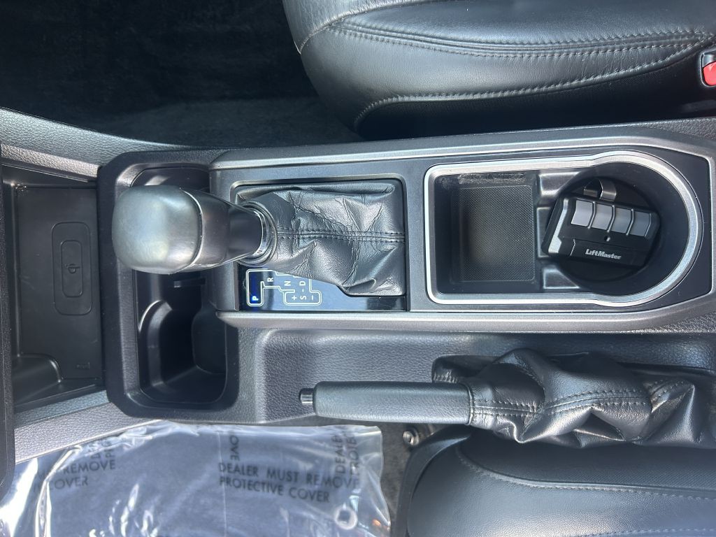 2021 Toyota Tacoma Image 16