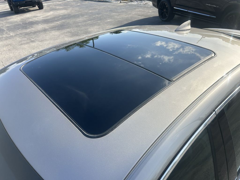 2022 Chevrolet Malibu Image 9