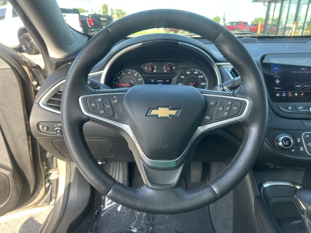 2022 Chevrolet Malibu Image 15