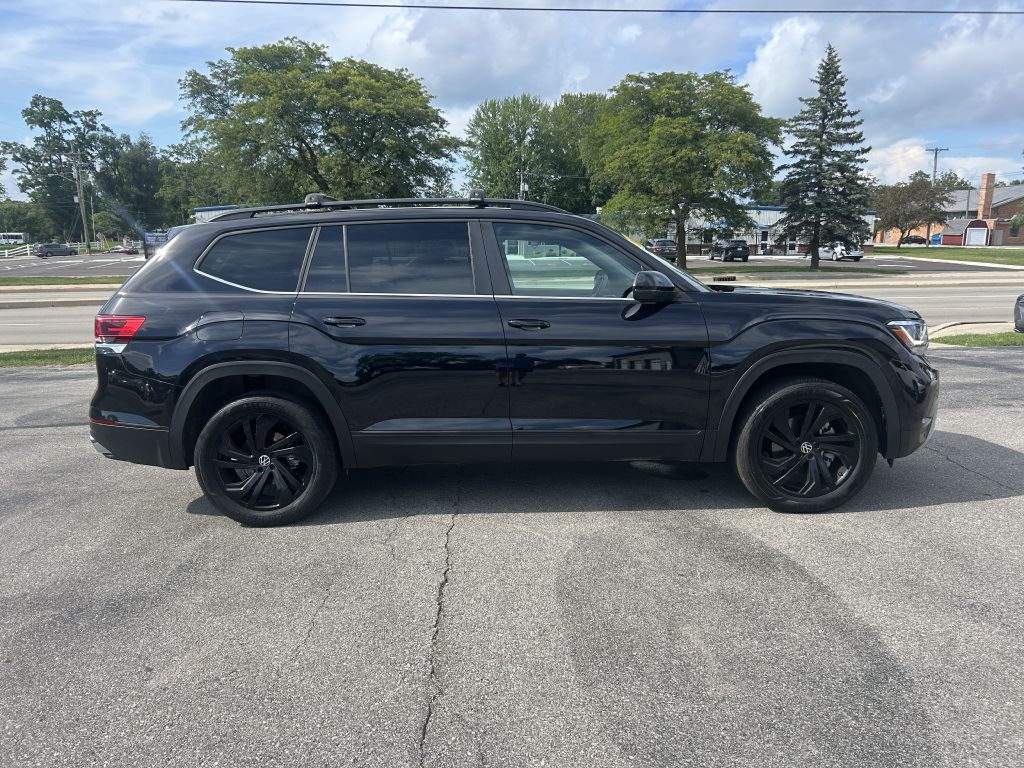 2023 Volkswagen Atlas Image 2