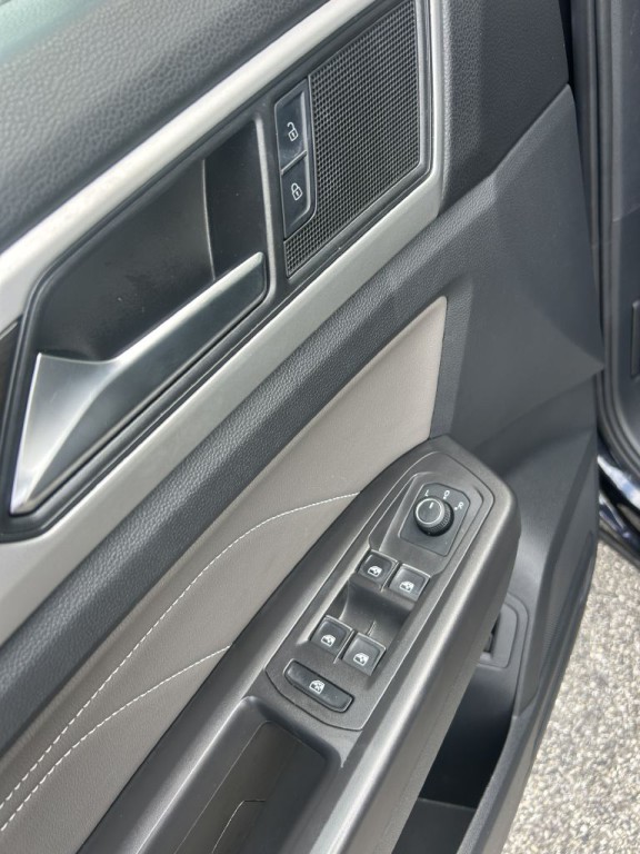 2023 Volkswagen Atlas Image 11