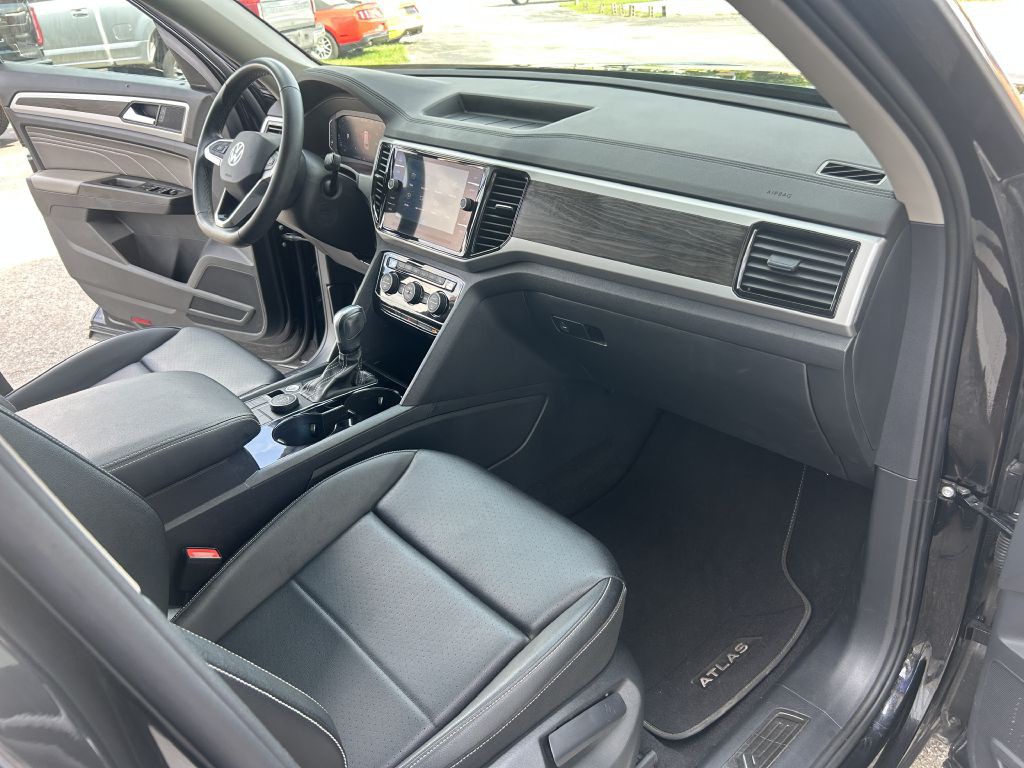 2023 Volkswagen Atlas Image 30