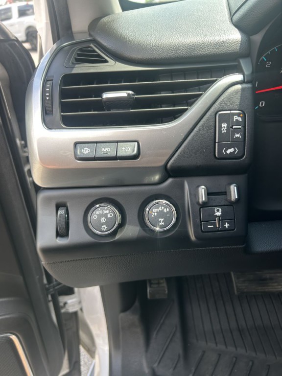 2017 Chevrolet Tahoe Image 15