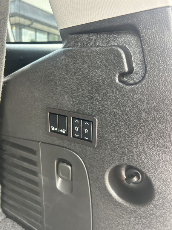 2017 Chevrolet Tahoe Image 30