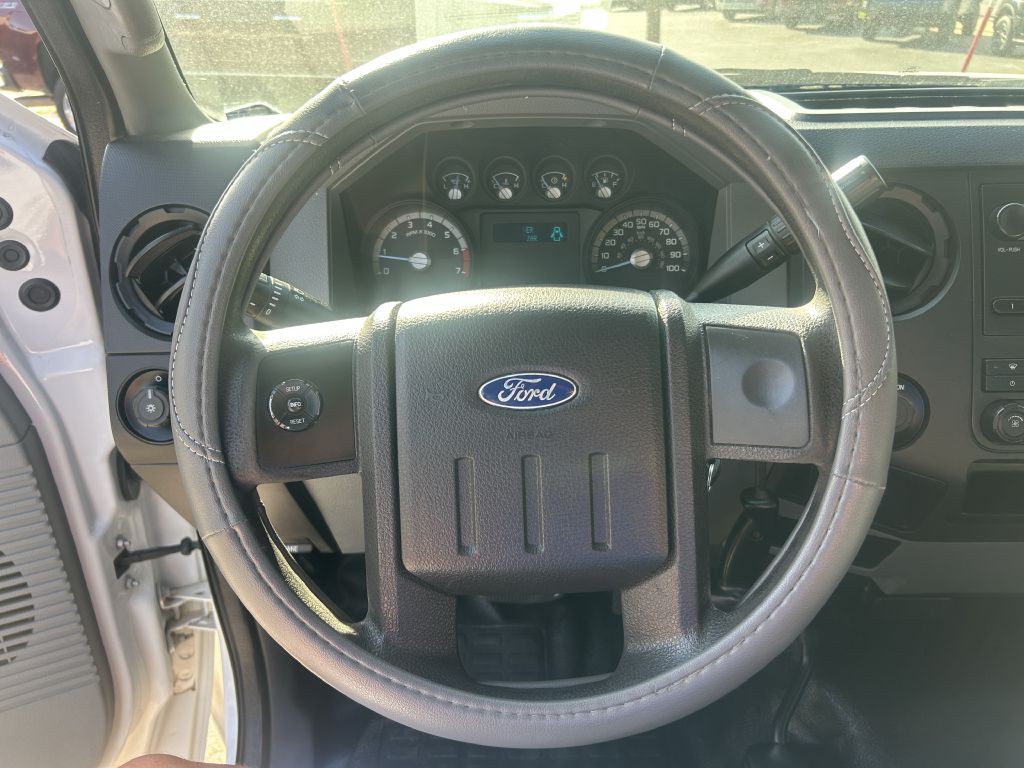 2015 Ford F-250 Image 16