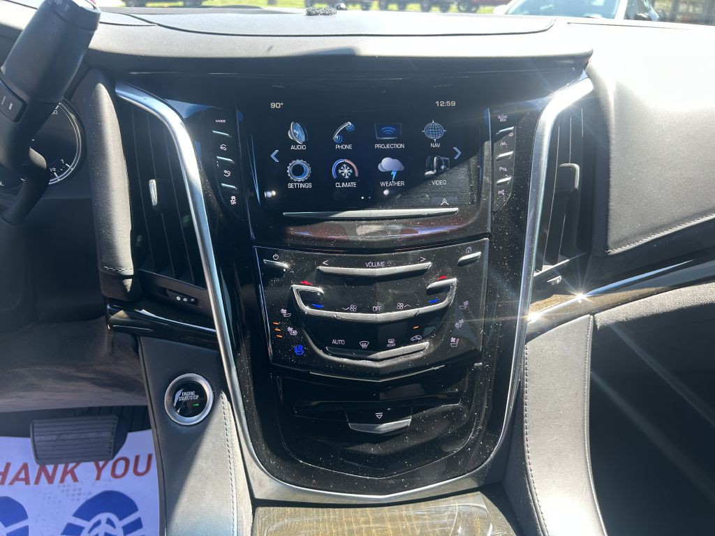 2019 Cadillac Escalade Image 23
